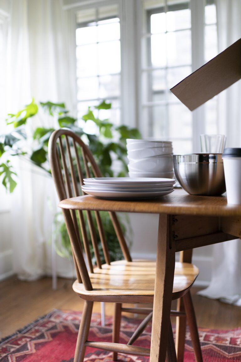 How to Furnish an Apartment Cheap Bellhop