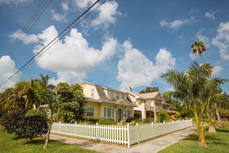 The Best Neighborhoods for Families in Tampa (2023) Bellhop